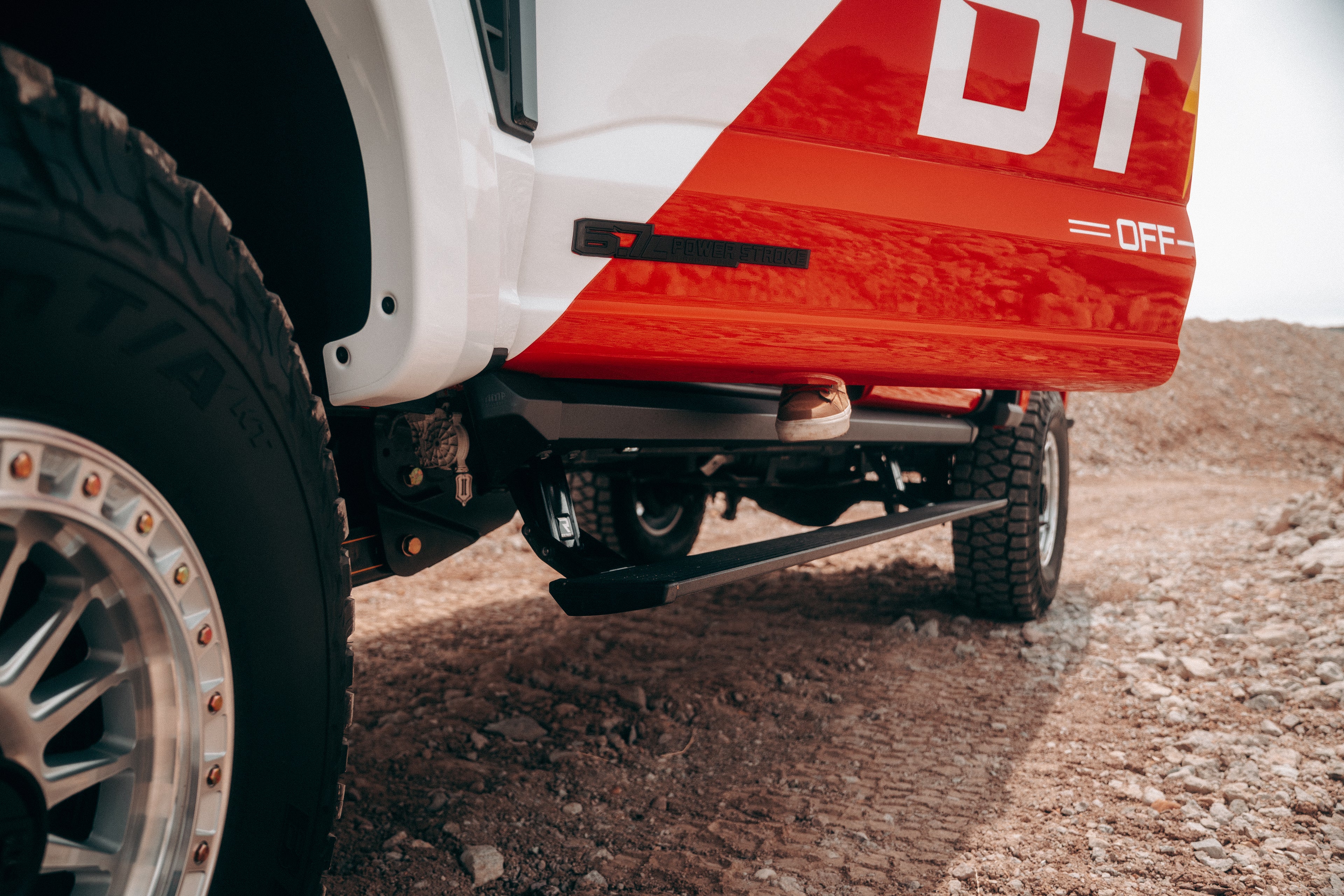 AMP Research Powerstep XL for Superduty crew cab
